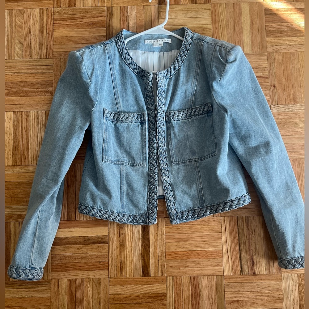 Veronica Beard cropped denim jacket. Size 12. Like new.